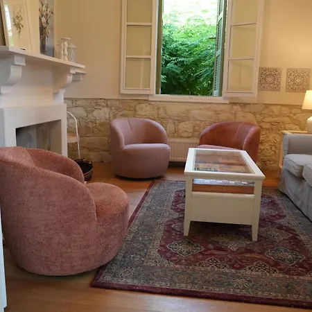 Stou Savvide - Stone Manor