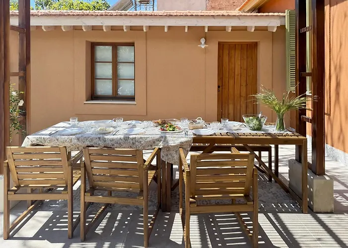 Stou Savvide - Stone Manor Vila Pera Pedi