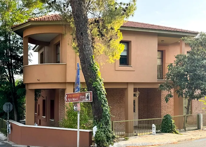 Stou Savvide - Stone Manor Vila Pera Pedi