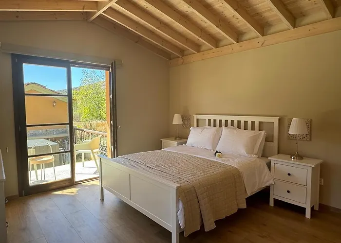 Vila Stou Savvide - Stone Manor *